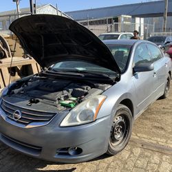 PARTING 2010 NISSAN ALTIMA