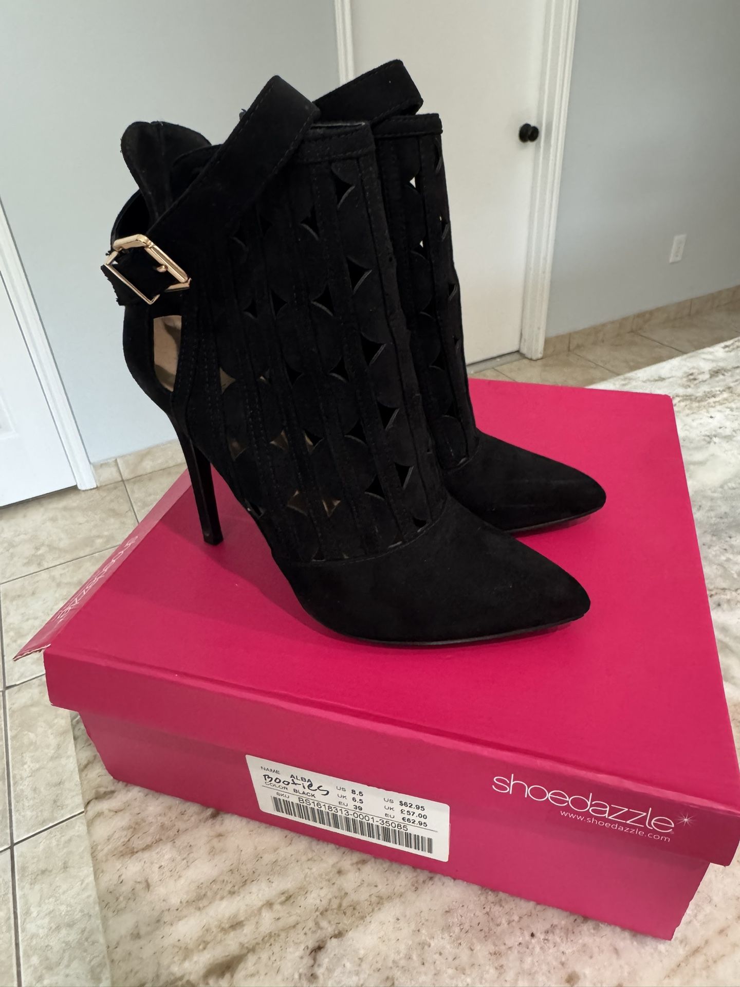 Woman Shoes