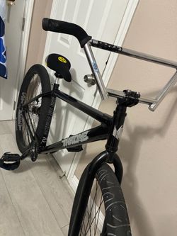 Throne og shadow