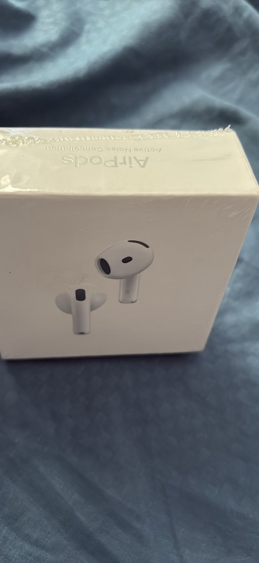AirPods 4