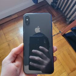 iPhone Xs MaX 64gb Fully Unlocked 