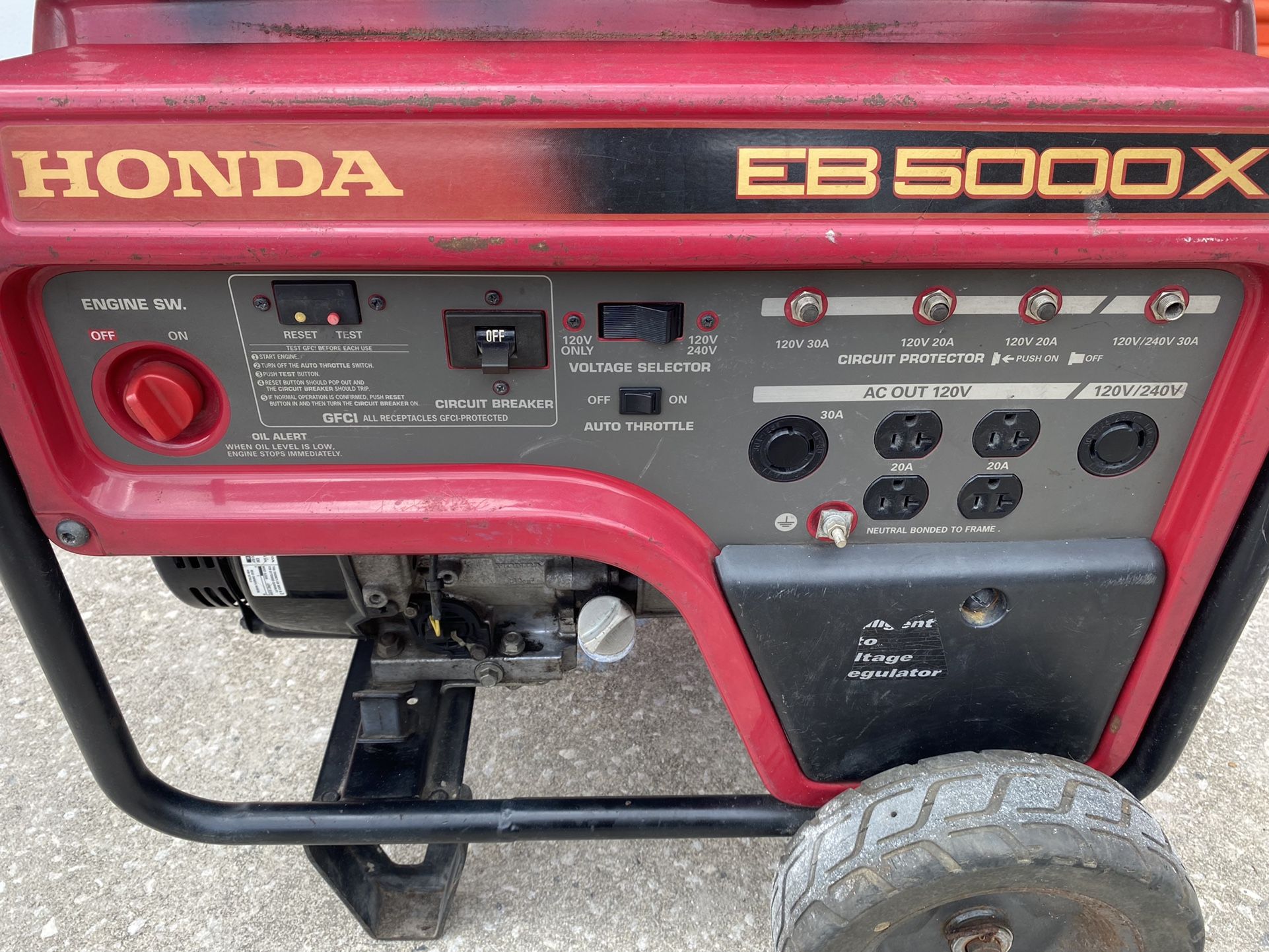 Honda EB5000x iAVR Series Portable Generator — 5000 Surge Watts, 4500 Rated Watts,
