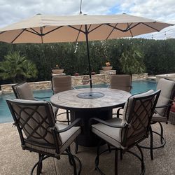 BEAUTIFUL 8 PIECE FIRE PIT PATIO DINING SET