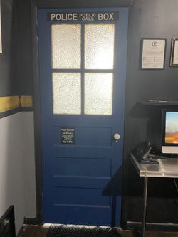 Doctor Who Tardis Door