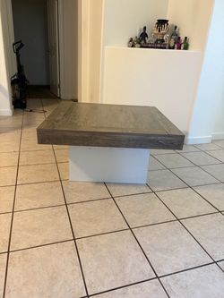Square Rustic Coffee Table – Gray
