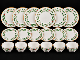 NEW Lenox Holiday 18-Piece Fine China Dinnerware Set – Service for 6