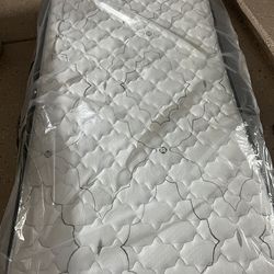 Twin mattress