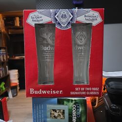 Budweiser Set of 2 Signiture Glasses