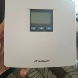 Braeburn 5000 7 day programmable thermostats