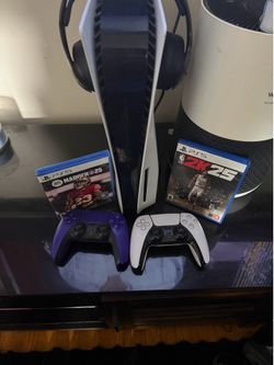 PS5 WITH HEAD SET CONTROLLERS WITH GAME HOLDER ALSO TWO GAMES 2K25 MADDEN 25