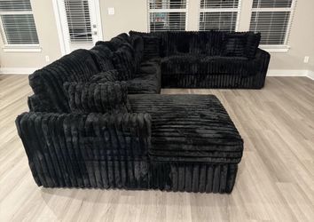 NEW IN  BOX - Black Sectional With Accent Pillows and STORAGE CHAISE** Finance Available $54 down