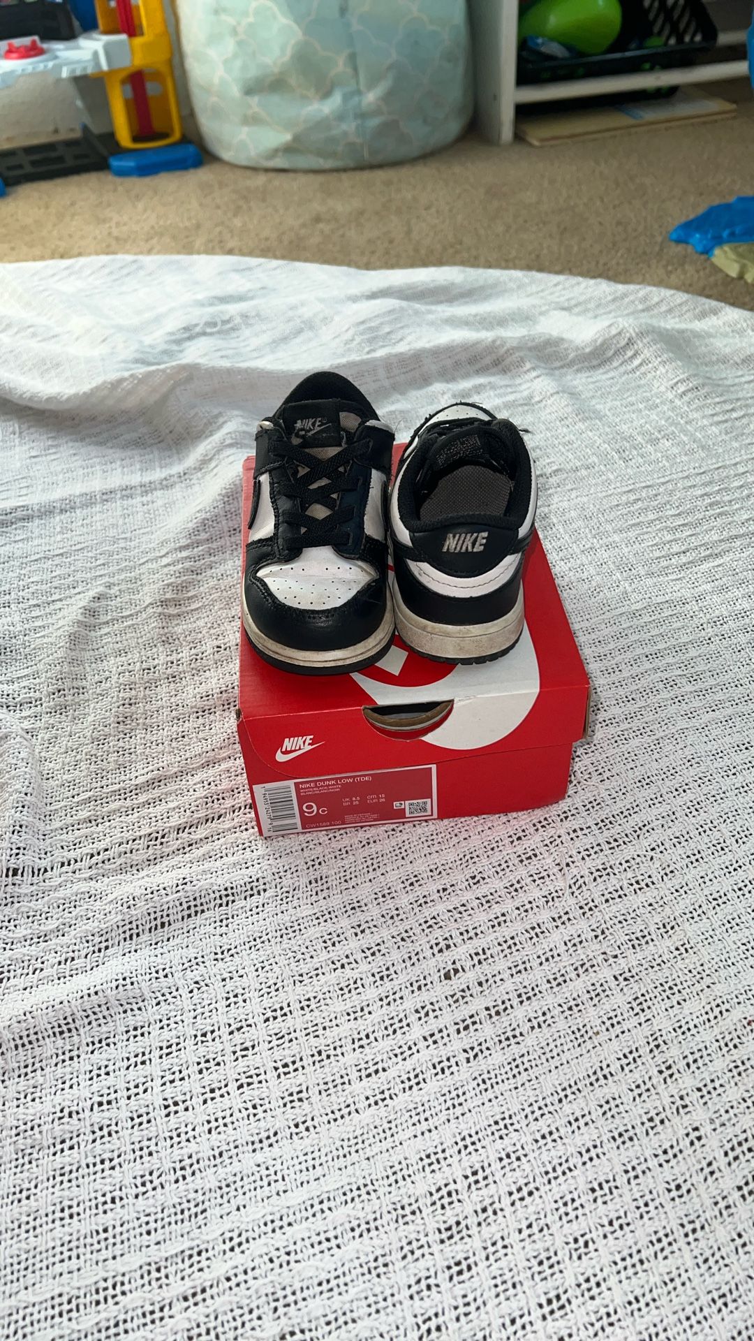 Nike Shoes 9c