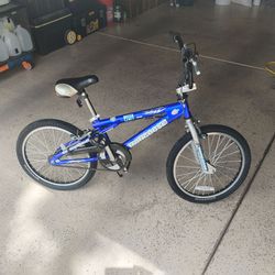 Mongoose Outer Limit BMX Bike – Freestyle 20” – Ready to Ride 🔥