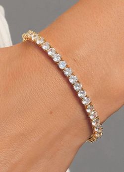 Pandora Sparkling Bold Tennis Bracelet 14k Gold Plating