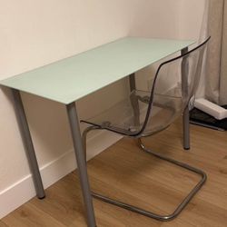 Frosted Glass Table/vanity And Transparent Acrylic Chair