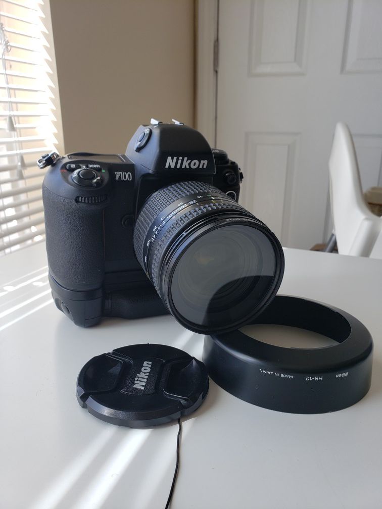 Nikon f100+28-200 mm lens