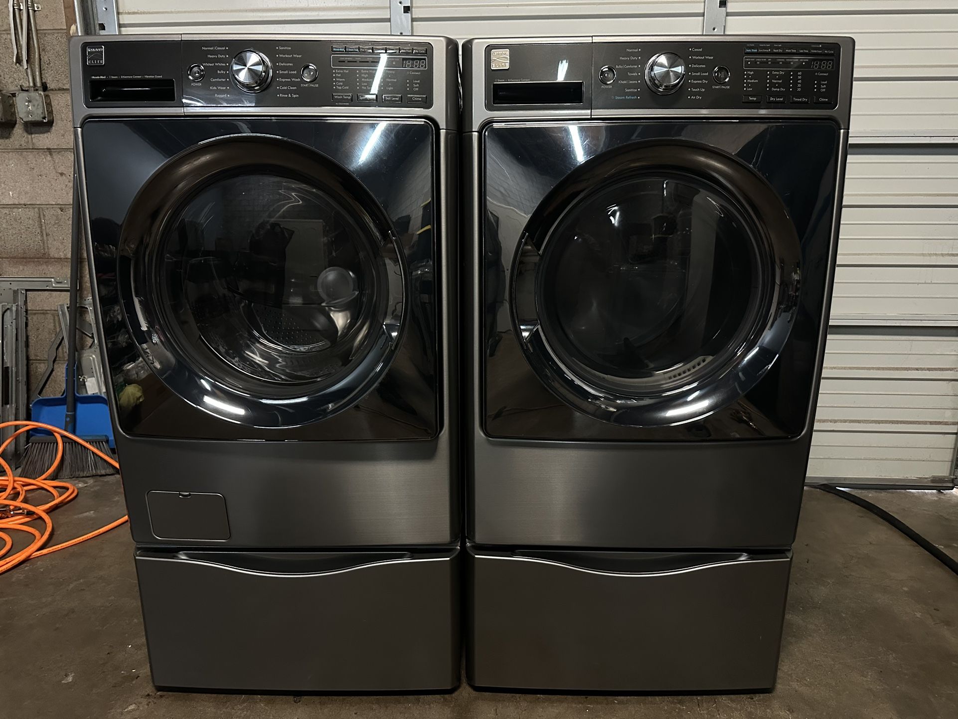 VERY NICE KENMORE ELITE TOP OF THE LINE WASHER AND ELECTRIC DRYER SET LIKE NEW CONDITIONS