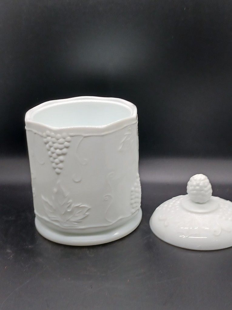 Milk Glass Cookie Jar, Anchor Hocking