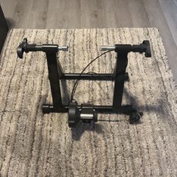 bike trainer stand