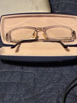 Glasses strength on side
