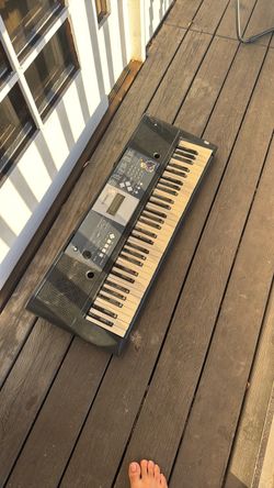 Yamaha Keyboard