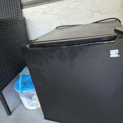 Kenmore 1.7 cu-ft Mini Fridge
