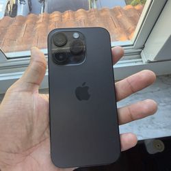 iPhone 14 Pro 128GB Unlocked – Excellent Condition, No Damage