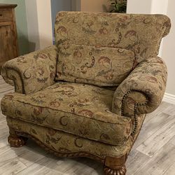 Vintage Upholstered Deep Seat Chair