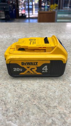 Dewalt DCB204 20v max xr 4ah battery pack. 70518809