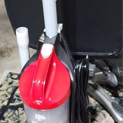 Dirt Devil Endura Reach Vacuum