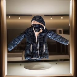 MK girl’s Puffy Winter jacket coat size 10/12Youth