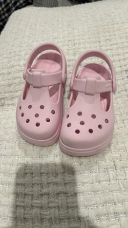 Pink Crocs Size 9