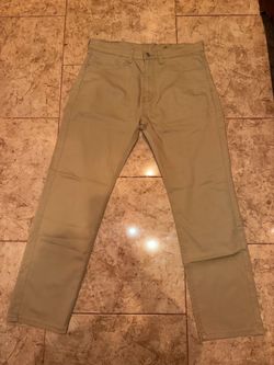 Levi’s 505 Regular Fit Straight Leg Khaki Pants Men’s 34x30 Tan