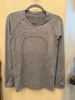 Lululemon Women Heathered Gray Swiftly Tech Long Sleeve Top Size 8
