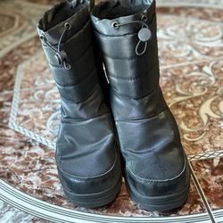 Snow Boots