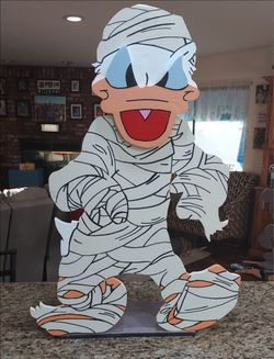 Donald Mummy Halloween Decorations