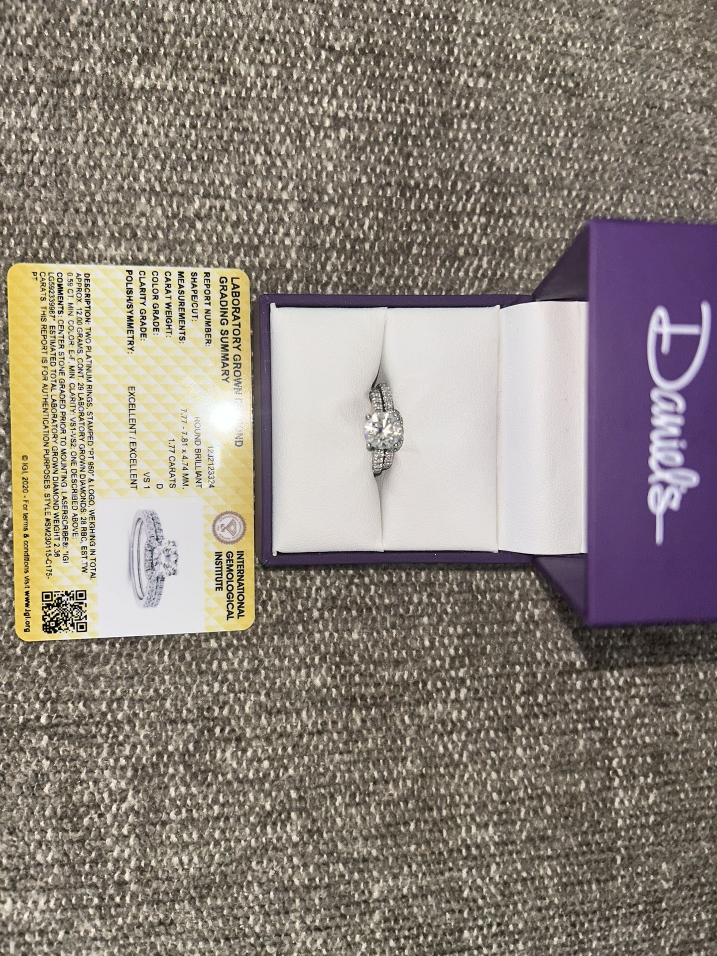 SIGNATURE ECOLOVE DIAMOND DREAMS 2-1/3 CTW LAB GROWN DIAMOND BRIDAL SET IN PLATINUM