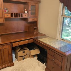 L-Shaped Desk With Hitch And Filing Cabinet 