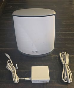Netgear Orbi RBR850 Tri-Band AX6000 WiFi 6 Router