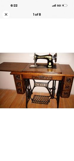 Vintage sewing machine b/o