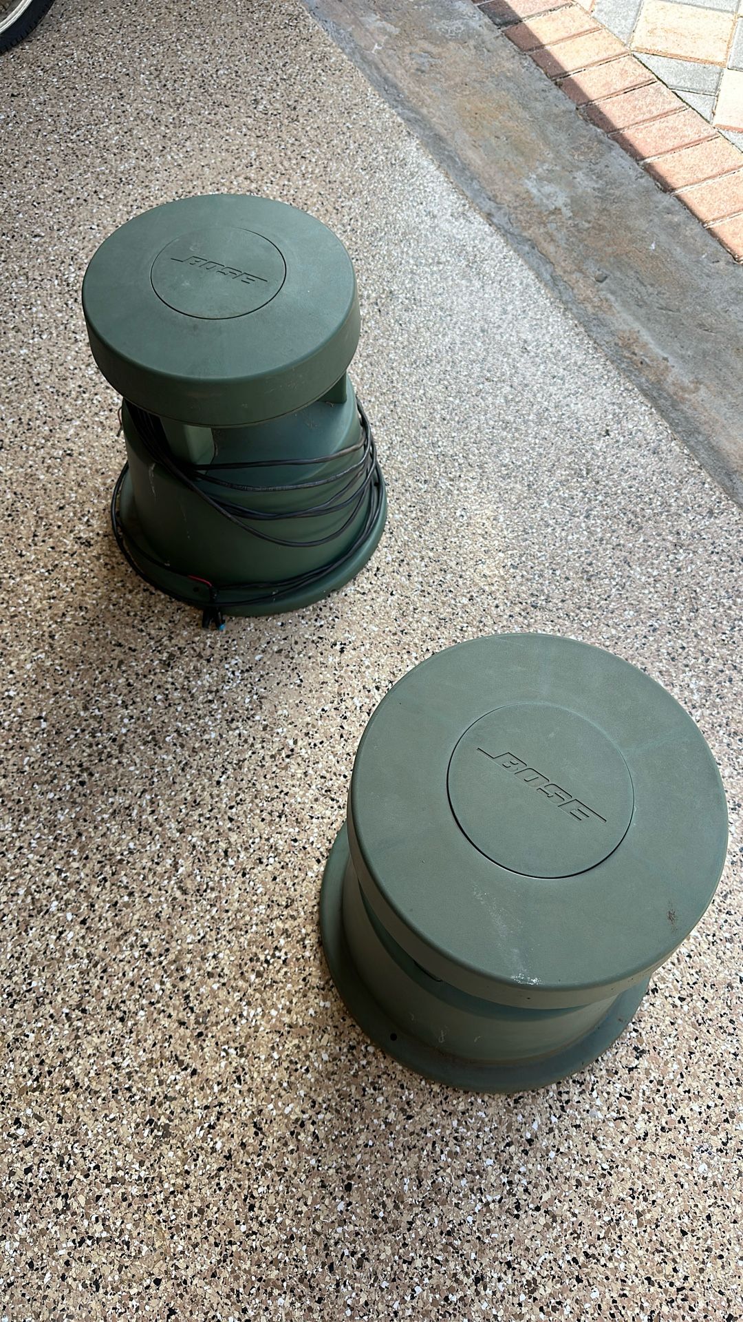 Set Of 2 Bose Outdoor Speakers