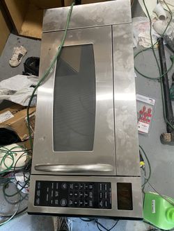 Applaience Microwave, Dishwasher, Double Owen, Cooktop