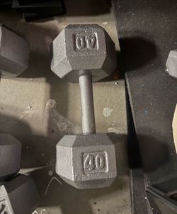 40 lb dumbbell