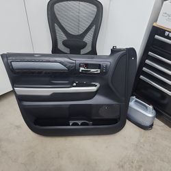 2016 Tundra Driver Door Panel