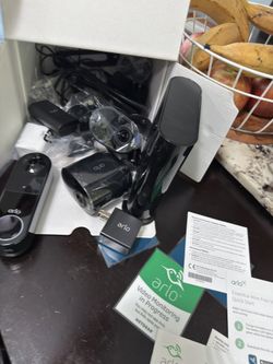 Arlo Security System W Doorbell See Pictures For Models