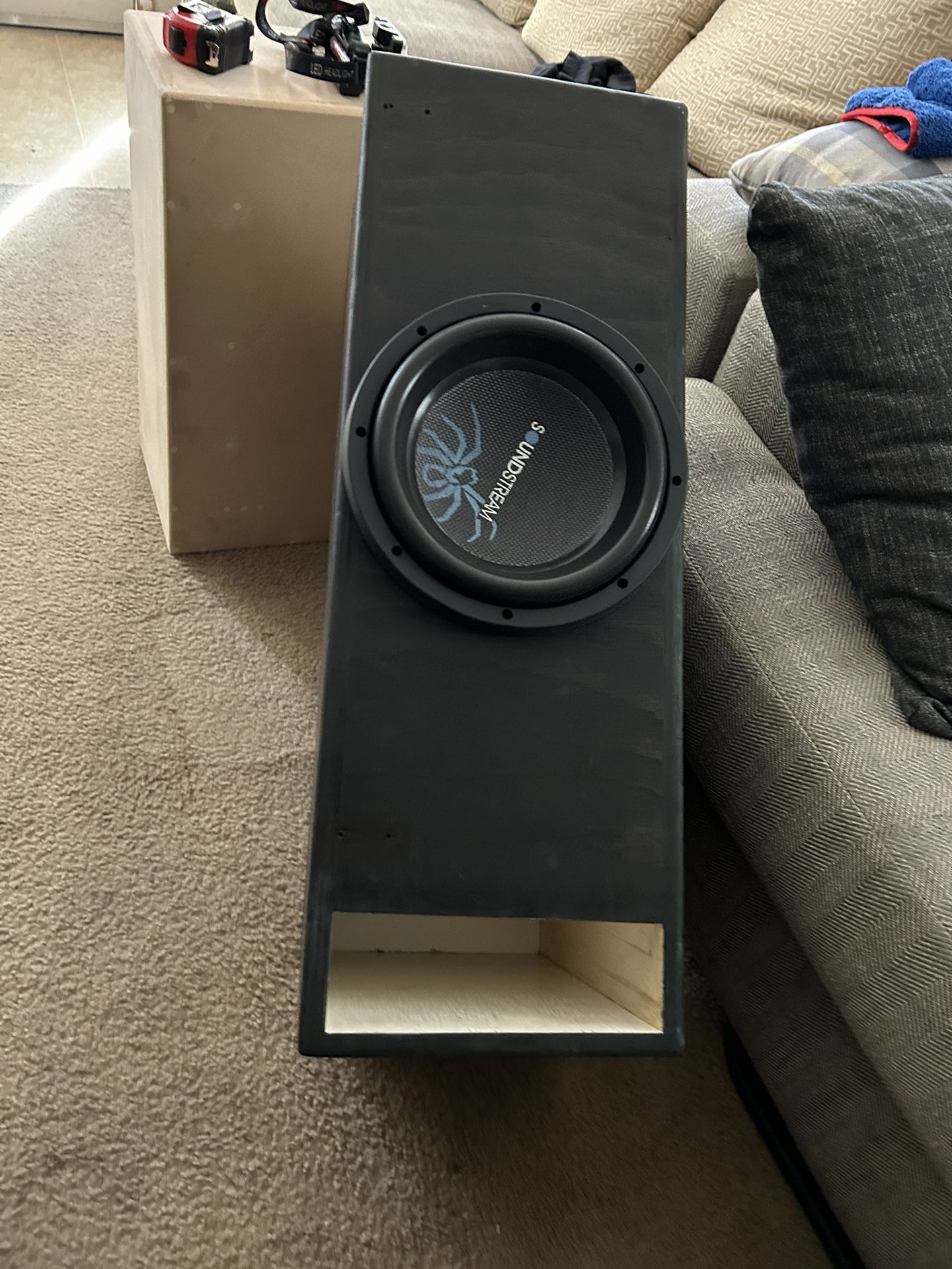 Soundstream hotsell subwoofer box