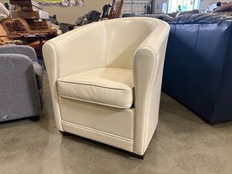Ivory Leather Sleek Club Chair