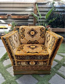 VERSACE LOUNGE CHAIR