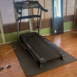 Treadmill. Runs Great.