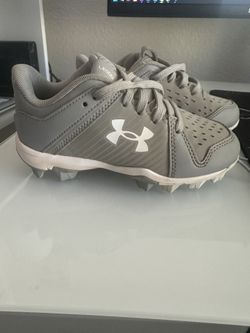 Under Armour Boy's Baseball Cleats